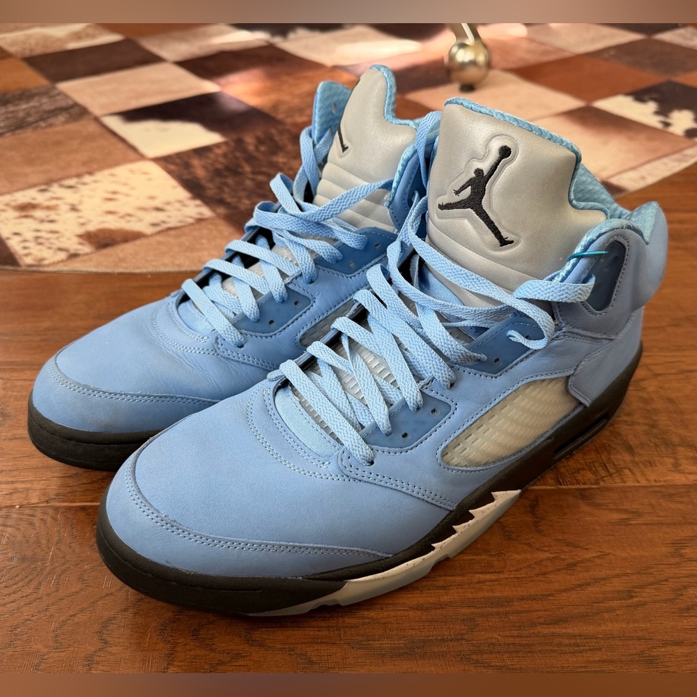 Jordan 5 Retro SE Mid UNC - Picture 5 of 13